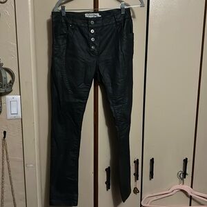 Dana Ashkenazi oiled denim jeans size 26